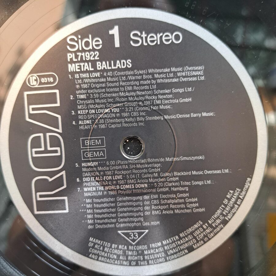 Metal Ballads Disc Vinil LP VG VG+ (lotC) Is This Love - Alone - Stll Loving You - Carrie - Love Hurts - Keep On Loving You ...