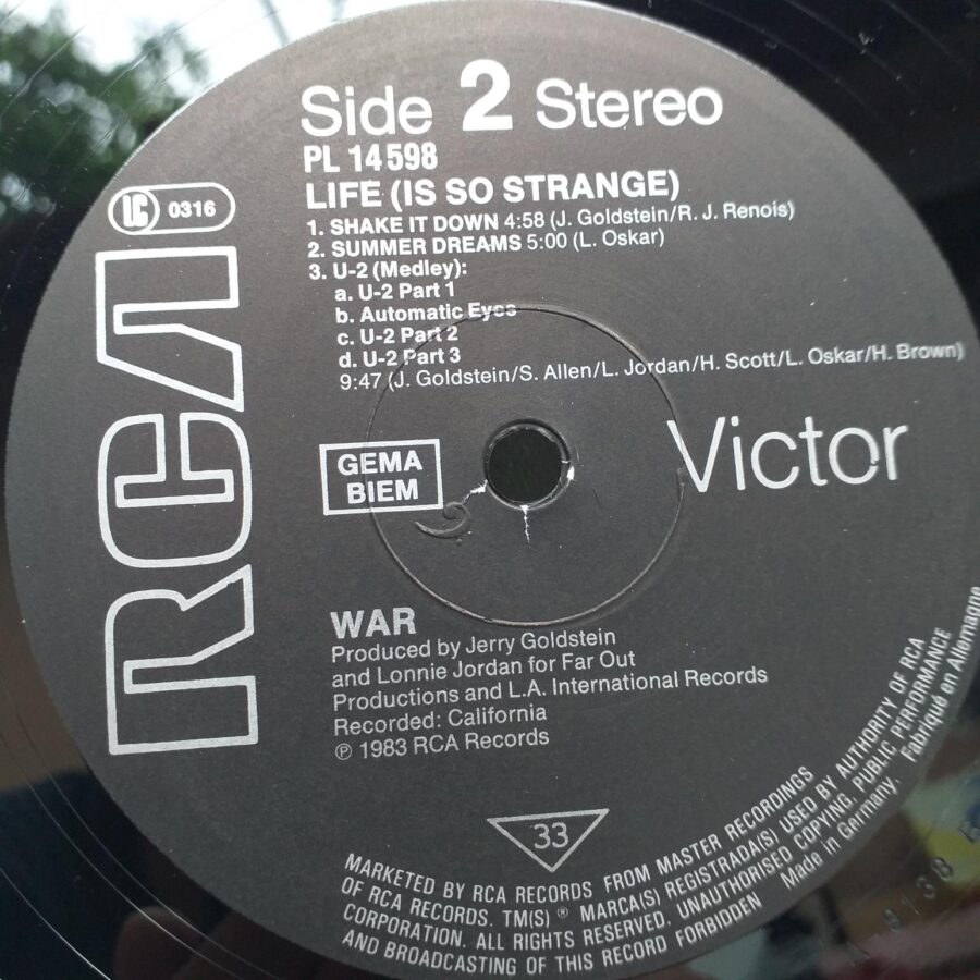 20230610-193705-1.jpg War – Life (Is So Strange) Disc vinil (SNG)