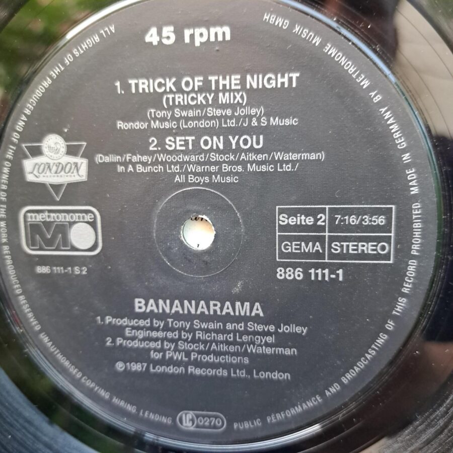 Bananarama – A Trick Of The Night Disc VINIL MAXI VG+ (box4) Bananarama – A Trick Of The Night Disc VINIL MAXI VG+ (box4) VEZI COPERTA !