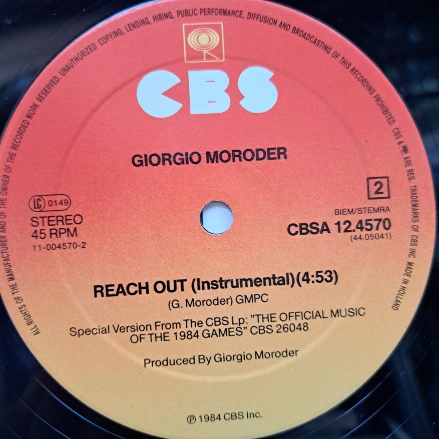 Giorgio Moroder Featuring Paul Engemann – Reach Out (1) Giorgio Moroder Featuring Paul Engemann – Reach Out – Disc Vinil MAXI VG VG+ (lotE)