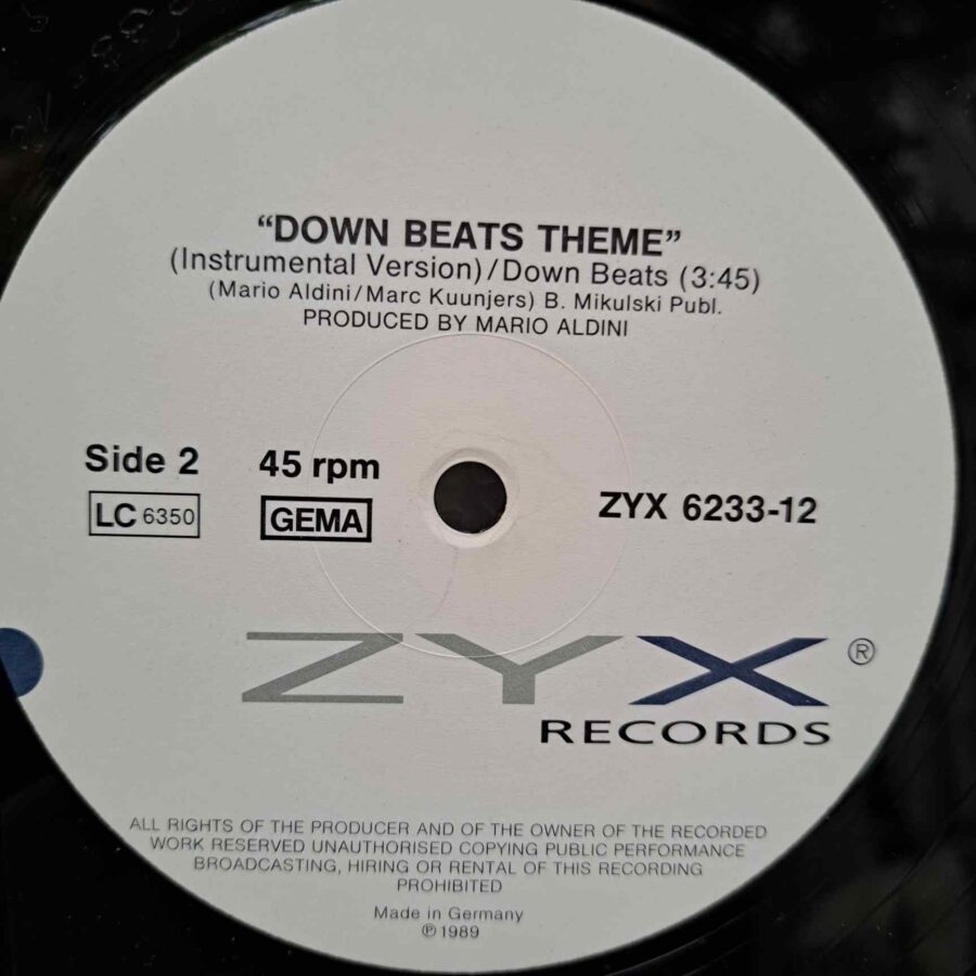 Italo House Mix Numero Uno – Disc Vinil MAXI 45 RPM VG+ (lotG) - DJ Lelewel, Black Box, Hipnosis, Down Beats