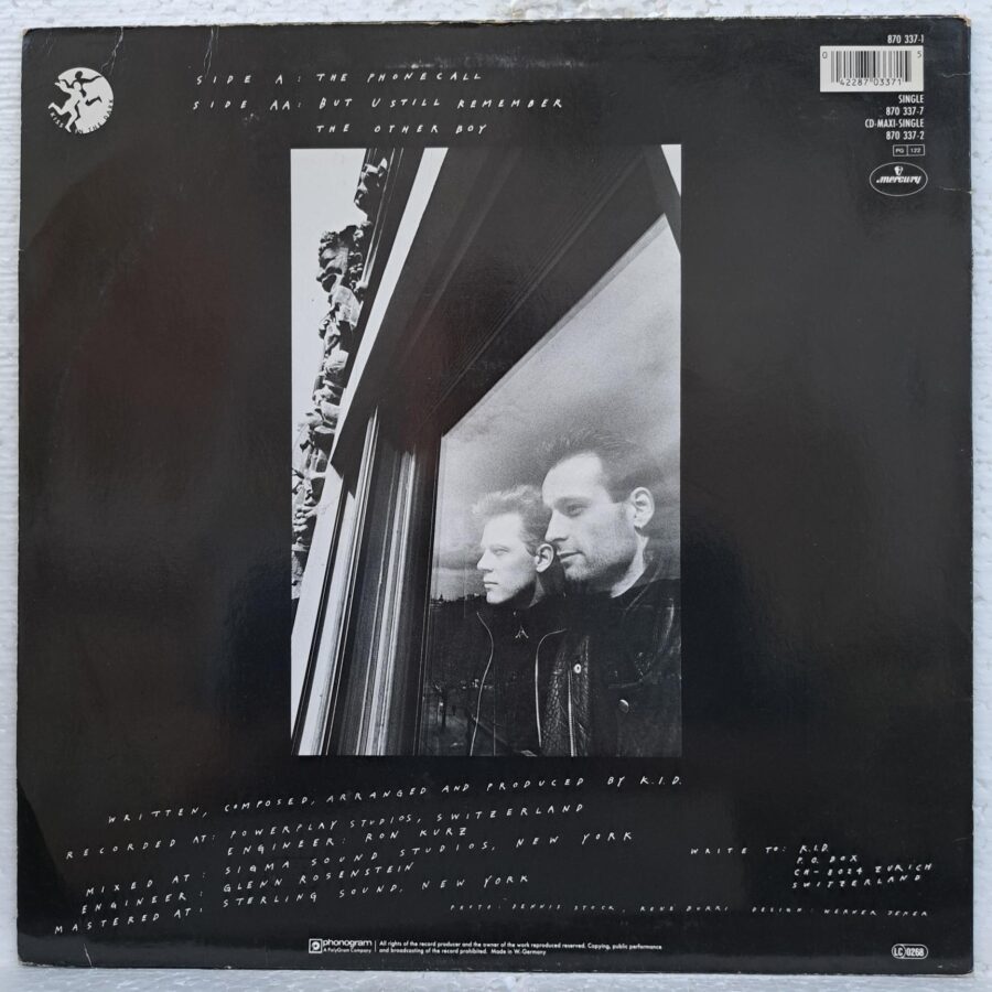 Kiss In The Dark – Phonecall Disc VINIL maxi VG+ (box7) (2) Kiss In The Dark – Phonecall Disc VINIL maxi VG+ (box7)