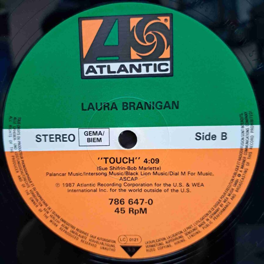 Laura Branigan – Spirit Of Love (1) Laura Branigan – Spirit Of Love - Disc Vinil MAXI 45 RPM EX