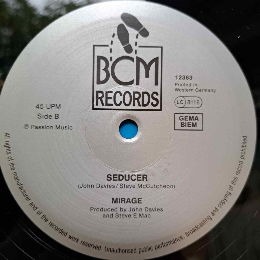 Mirage – Latino House (1) Mirage – Latino House – Disc Vinil MAXI 45 RPM VG+ (lotG)