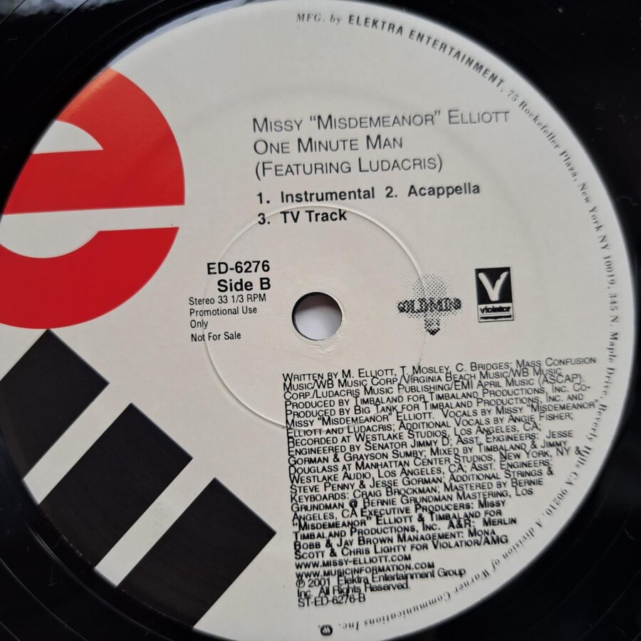 Missy Misdemeanor Elliott Featuring Ludacris – One Minute Man (1) Missy Misdemeanor Elliott Featuring Ludacris – One Minute Man - Disc Vinil MAXI VG+ (lotE)