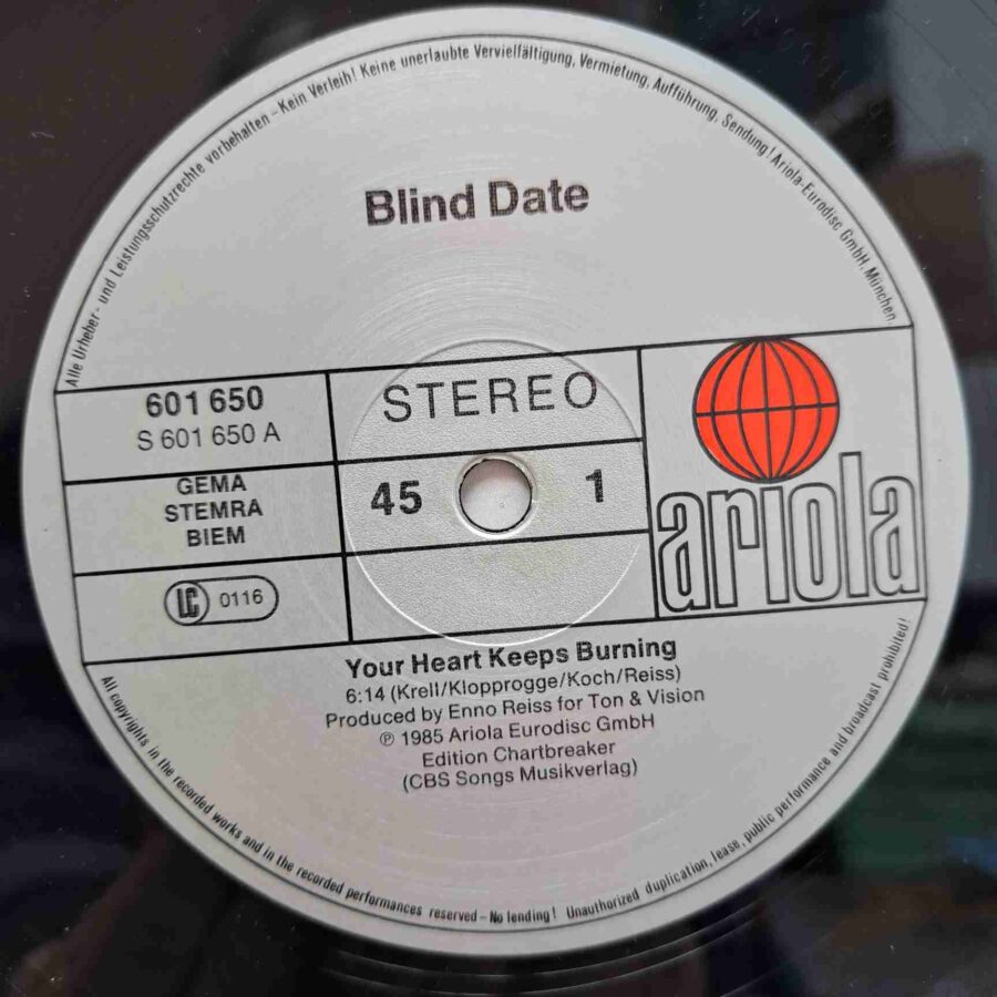 Blind Date – Your Heart Keeps Burning - Disc Vinil Maxi Single sku8 Blind Date – Your Heart Keeps Burning - Disc Vinil Maxi Single EX (copie)
