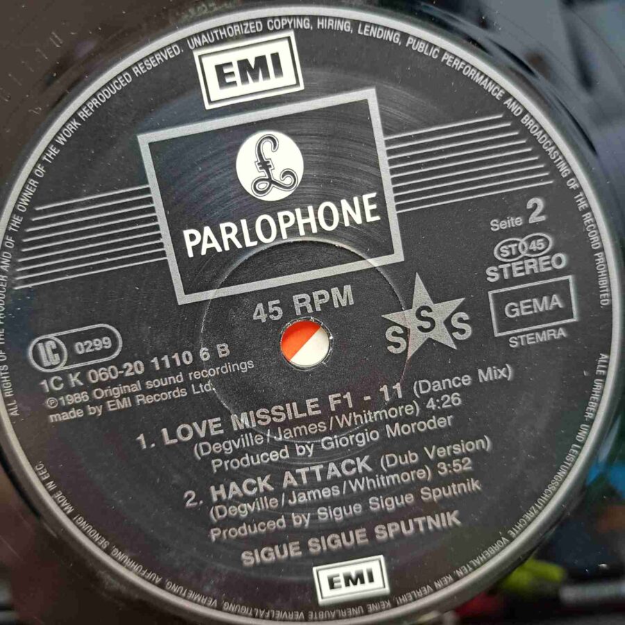 Sigue Sigue Raumshift – Love Missile F1-11 (The Bangkok Remix) SKU3 (1) Sigue Sigue Raumshift – Love Missile F1-11 (The Bangkok Remix) - Disc Vinil MAXI 45 RPM VG
