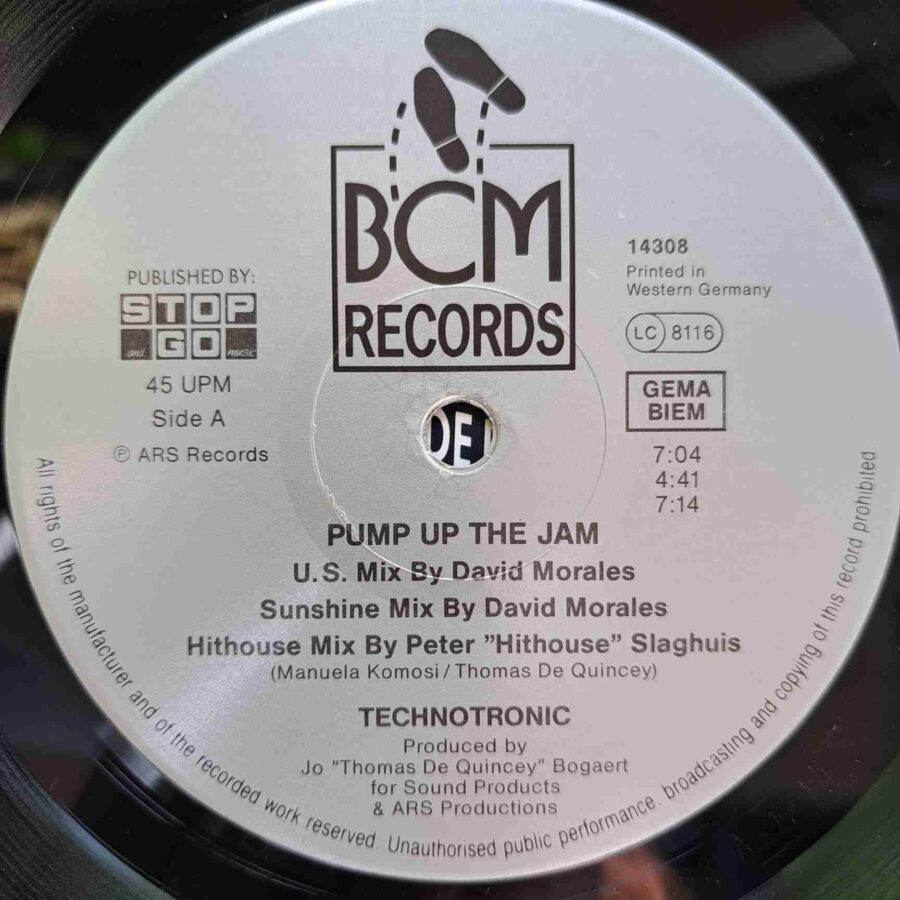 Technotronic Featuring Felly – Pump Up The Jam (The Remixes) SKU13 (1) Technotronic Featuring Felly – Pump Up The Jam (The Remixes) - Disc VINIL MAXI 45 RPM VG+