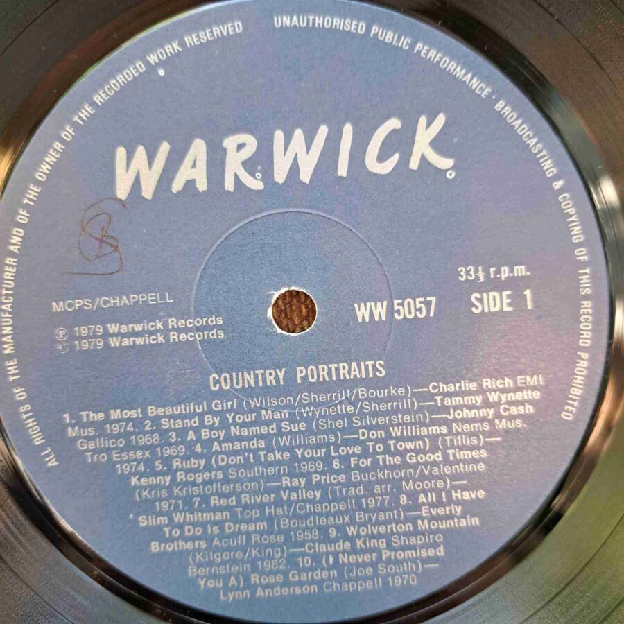 Country Portraits SKU3 (1) Country Portraits – Johnny Cash, Tammy Wynette, Charlie Rich, Kenny Rogers - Disc VINIL LP VG UK